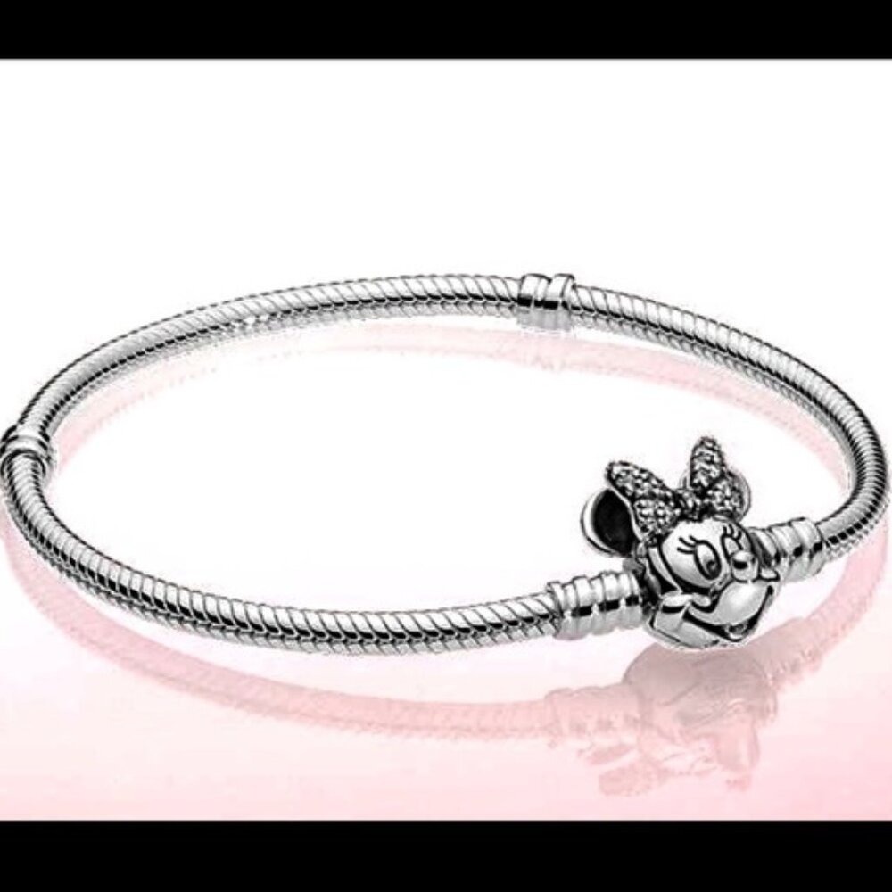 Silver Tone Minnie Mouse Charm Bracelet Snake Chain Rhinestone Bow Jewelry 7.25 - Picture 1 of 10